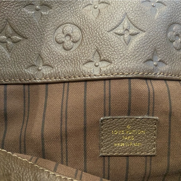 LOUIS VUITTON ARTSY MM HOBO TERRE MONOGRAM EMPREINTE LEATHER LARGE SHOULDER BAG - Picture 4 of 5